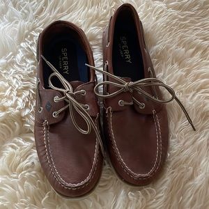 Sperry brown leather boat shoes